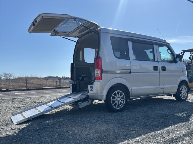 エブリイワゴンJP 4WD福祉車両!車いすスロープ!4WD