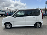 【支払総額推進店】お車をご覧い頂きまして、誠に有難う御座います。在庫車両になりますので、是非ご都合の宜しい時に、見に来て下さい。来店予約をされると、ご案内がスムーズです。