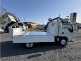 右側荷台アオリ開:大きな凹凸や傷無しです。塗装済で汚れも無しです✨ 掲載以外の画像や動画のご希望がございましたら、お気軽にお申し付け下さいませ📷♪