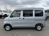 【支払総額推進店】お車をご覧い頂きまして、誠に有難う御座います。在庫車両になりますので、是非ご都合の宜しい時に、見に来て下さい。来店予約をされると、ご案内がスムーズです。