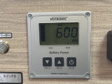 バッテリーモニターは残量、電流、電圧を確認できます!