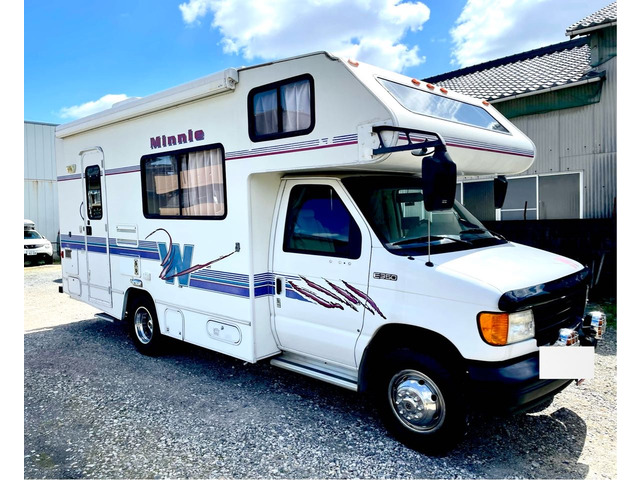 E-350  WINNEBAGOウェネベーゴ 充実装備