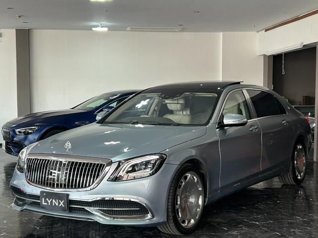 SクラスS550 ファーストクラスパッケージ4人乗 リアエンター 電動オットマン