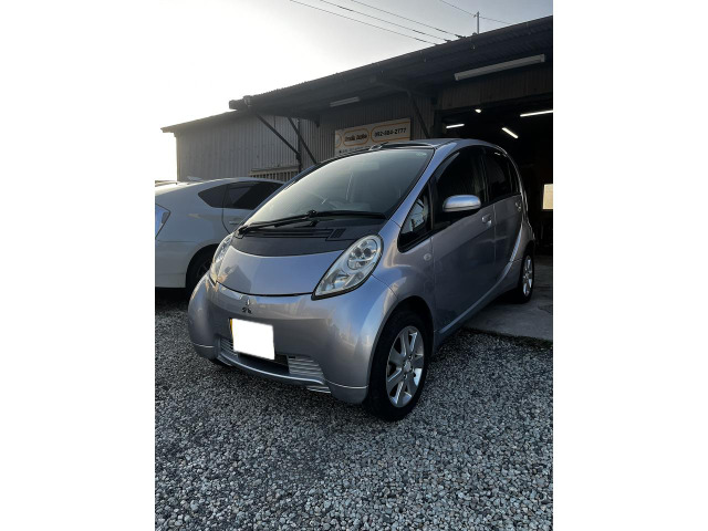 i-MiEVベースグレード