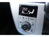 オートエアコン★お好みの温度に設定すると、車内の温度を検知し自動で温度や風量を調整してくれます!