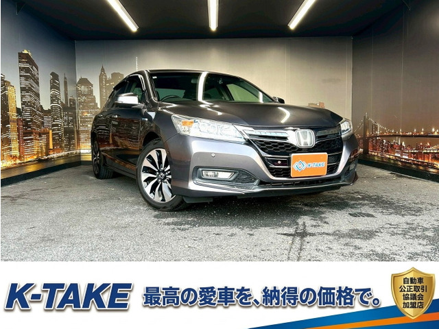 アコードハイブリッド2.0 EX黒本革シート 純正ナビ シートヒーター