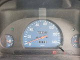約9万キロです。移動や試乗で距離はのびます。
