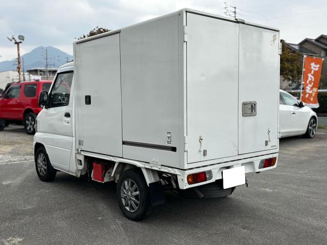 三菱 ミニキャブトラック Vタイプ 冷蔵車 ー5℃対応 荷室LEDライト付 の