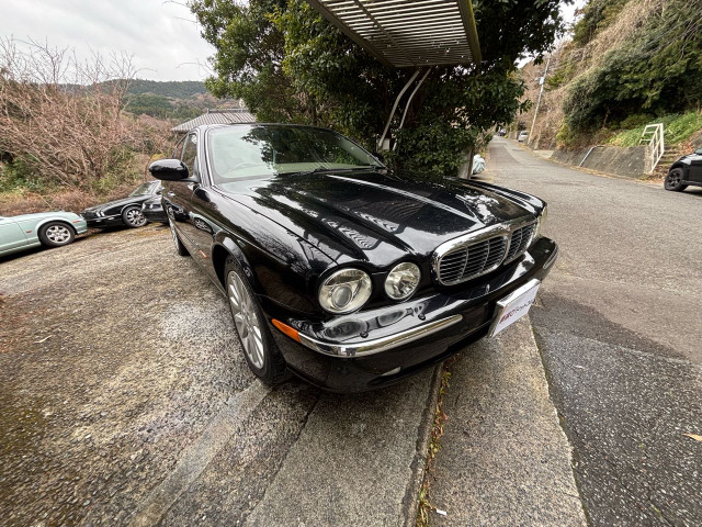 ジャガーXJ8 ジャガー XJ XJ8 3.5 の中古車詳細 (74,850km, ブラック, 神奈川県, 78