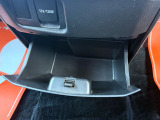 「この車の写真をもっと見たい!」「状態が気になる!」「この装備はついている?」どんな小さな疑問でもお気軽にお問い合わせください♪