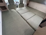 ダイネットも簡単にベッド展開可能です!寸法は170cm&times;120cmとなっております!