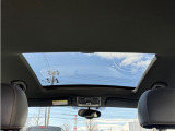 大型ガラスルーフ装備車!
