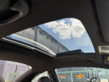 大型ガラスルーフ装備車!
