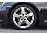 【何でもご相談下さい】当社スタッフは全員自動車業界20年以上勤務のプロです。安心してどの様な事でもご相談ください。必ずどの様な事でも、お客様に一番良い解決策をご提案致します♪