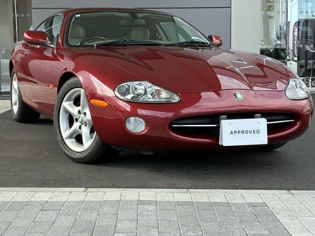 XKクーペ8 クラシック弊社オーナーカー 4.0L V8エンジン