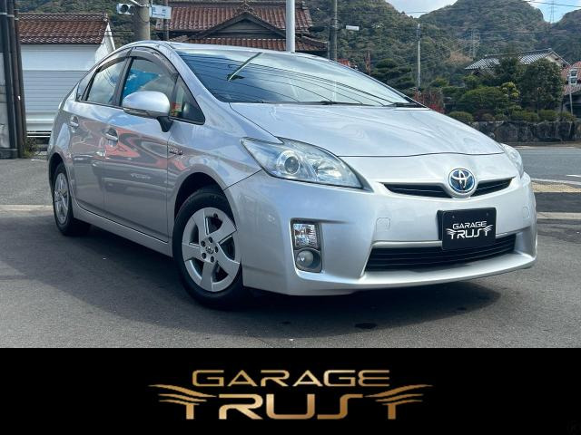 プリウス 1.8 S 1オーナー 新品タイヤ ETC 禁煙車