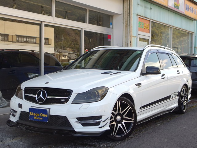 CクラスC180 ブルーエフィシェンシー アバンギャルドターボ AMGパッケージ 赤黒内装