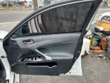 在庫の回転が早いため気になるお車があれば遠方の方でも、まずご相談くださいませ!!