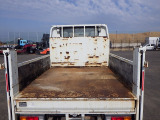 荷台内寸:204&times;161&times;37