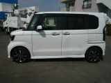 N-BOXカスタム G L ホンダセンシング 4WD フルタイム4WD 片側Pスライドドア