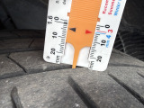【フロントタイヤ 溝4.5mm】
