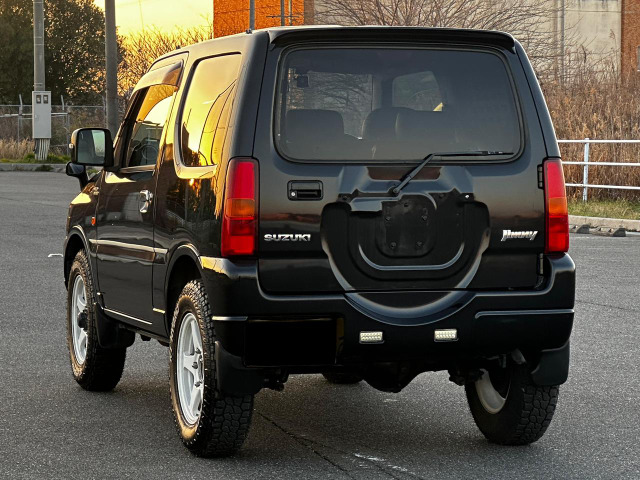 スズキ ジムニー ワイルドウインド 4WD 錆ほぼなし 車検R9年11月 の