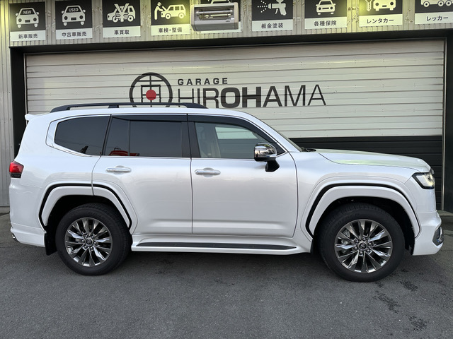 トヨタ ランドクルーザー300 3.5 ZX 4WD サンルーフモデリスタJBL寒冷