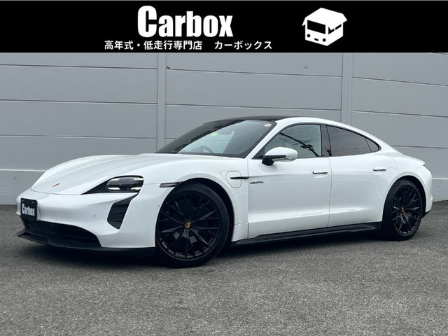 タイカンGTS 4シート 4WD