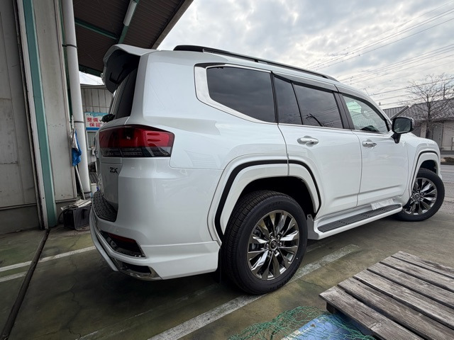 トヨタ ランドクルーザー300 3.5 ZX 4WD モデリスタ リアエンター