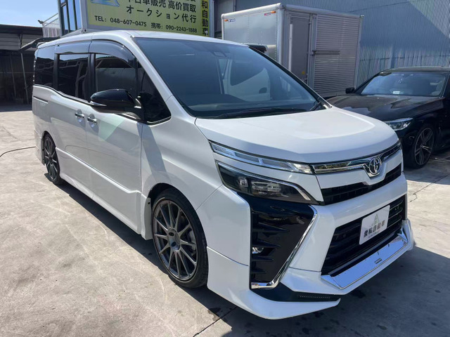 ヴォクシー 2.0 ZS 煌II 