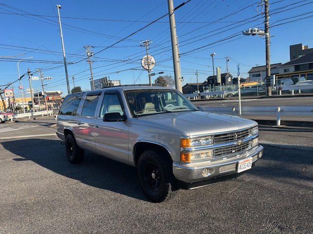 サバーバン LS 2WD・全塗装済・1992年式