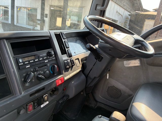 いすゞ エルフ エルフ ユニック3段 ラジコン付 の中古車詳細 (64,100km