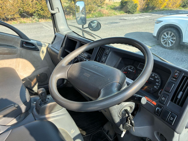 いすゞ エルフ エルフ ユニック3段 ラジコン付 の中古車詳細 (64,200km