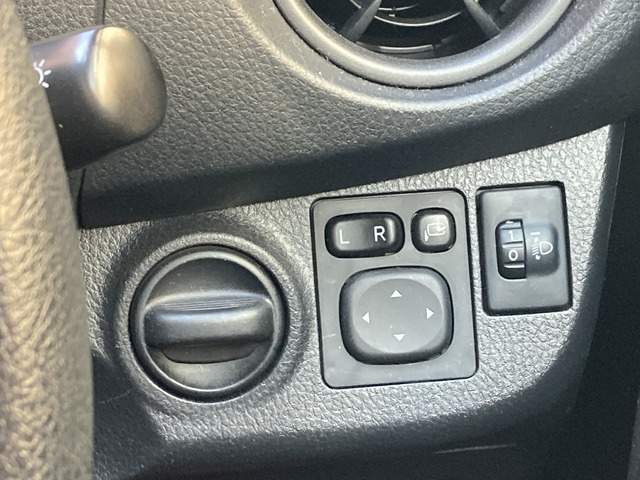 トヨタ ヴィッツ_画像63