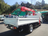 積載2.75t・荷台L364&times;W179cm、狭小地や狭い路地でも扱いやすい標準ロングボディ!