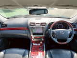LS 460 バージョンC 黒革シート/電動Rサンシェード/ナビ