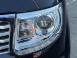 HIDヘッドライト装備なので夜道も明るく照らしてくれるので安心ドライブ♪
