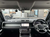 ディフェンダー 110 SE 2.0L P300 4WD 認定中古車 7人乗り