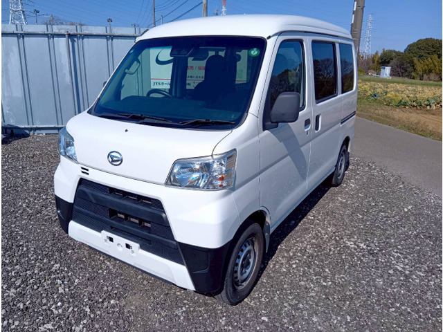 ハイゼットカーゴ デラックス SAIII ハイルーフ スタッドレスタイヤ&車検2年付