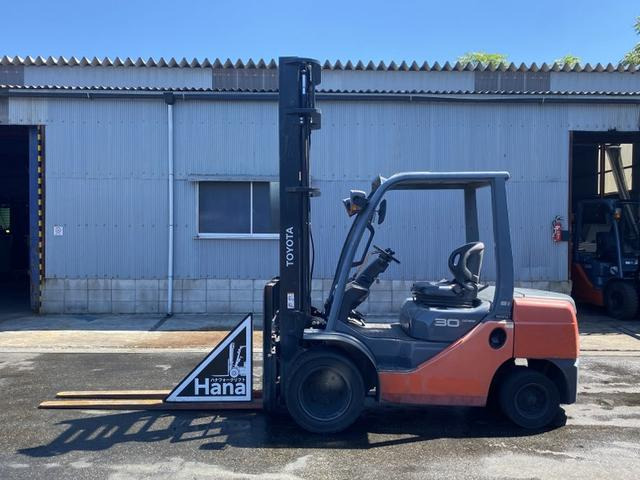 トヨタL&F エンジンフォークリフト 16584