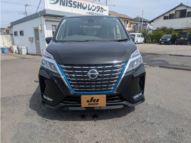 セレナ 1.2 e-POWER ハイウェイスターV 