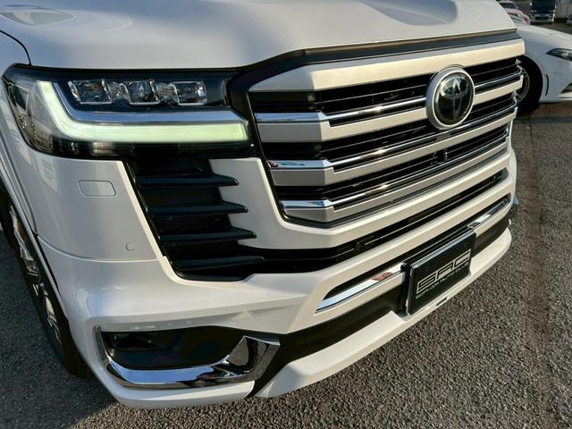 トヨタ ランドクルーザー300 3.5 ZX 4WD ワンオーナー 禁煙車 電動
