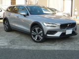 V60クロスカントリー アルティメット B5 AWD 4WD 