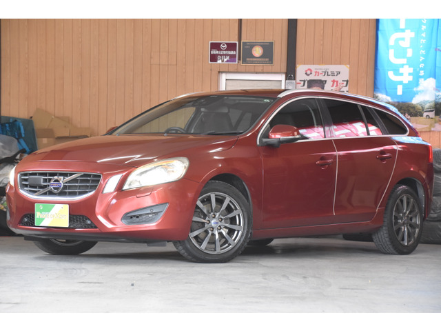 ボルボ V60 T4 車検整備付き黒本革S純ナビBカメラPスタ の中古車詳細