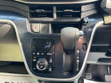 エンジンオイルやエレメント交換、タイヤ交換などお車の日々のメンテナンスも重要。定期的なメンテナンスもお任せください!