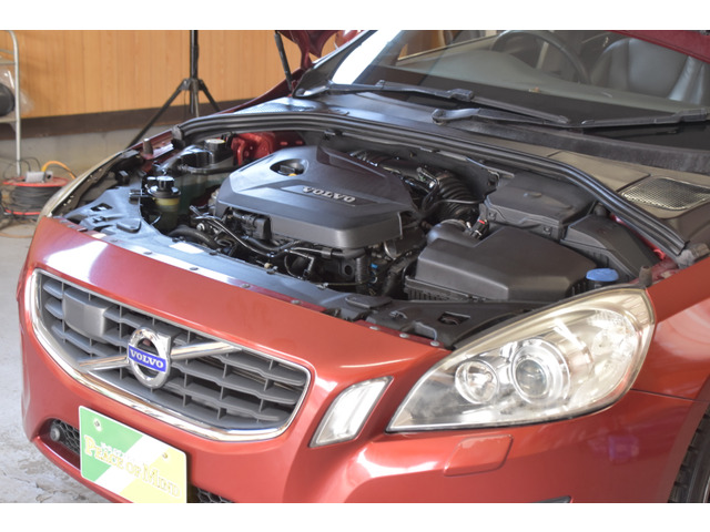 ボルボ V60 T4 車検整備付き黒本革S純ナビBカメラPスタ の中古車詳細