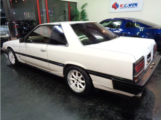 日産 スカイライン 2.0 RS-X ターボ 後期型鉄仮面FJ20ETターボエンジン