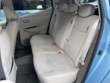 後部座席も広々してます!お問い合わせはTEL06-6430-1230 E-mail cars_genesis2007@yahoo.co.jpまで!!☆
