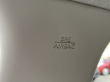 ☆サイド・カーテンエアバッグ付きです。お見逃し無く!!お問い合わせはTEL06-6430-1230 E-mail cars_genesis2007@yahoo.co.jpまで!!☆
