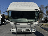 キャビン屋根:屋根に目立つ傷や凹凸無しです。比較的状態の良い外装をしております。両サイドミラーは便利なオートサイドミラーです👍もちろん作動良好です。🌳栃木県栃木市🌳Hi TRADING